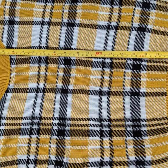 H&M Divided Women's Lightweight Yellow & Black Plaid Sweater Size XS - Picture 7 of 11
